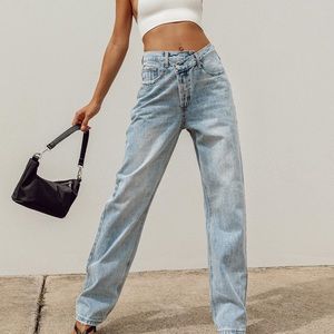 Princess Polly Holly Asymmetric Straight leg